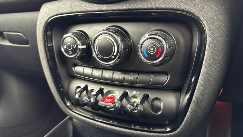 MINI Clubman 1.5 Cooper Classic 6dr Petrol Estate